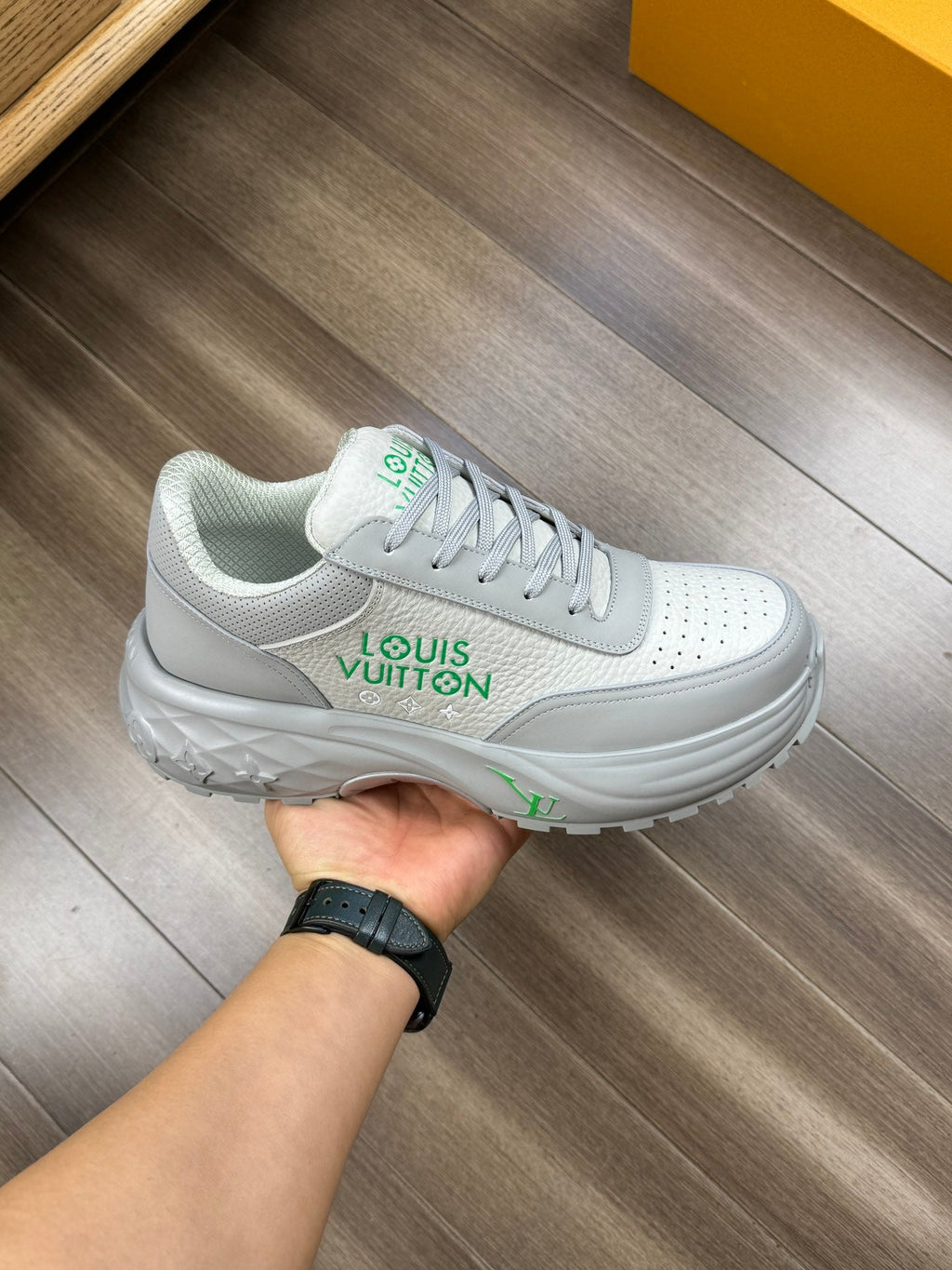 LV SPORT SNEAKER IN WHITE MIX GREY CALFSKIN WITH GREEN LOGO