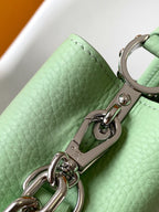 Capucines BB 21cm Bag Green Cowhide 251666