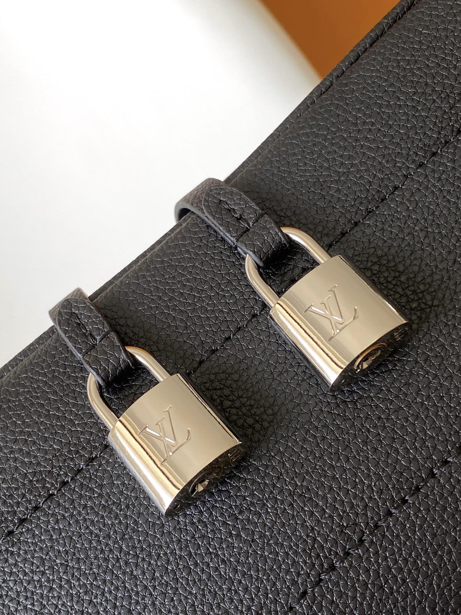 LV M12139 Flore Handbag 28cm Black Perforated Cowhide