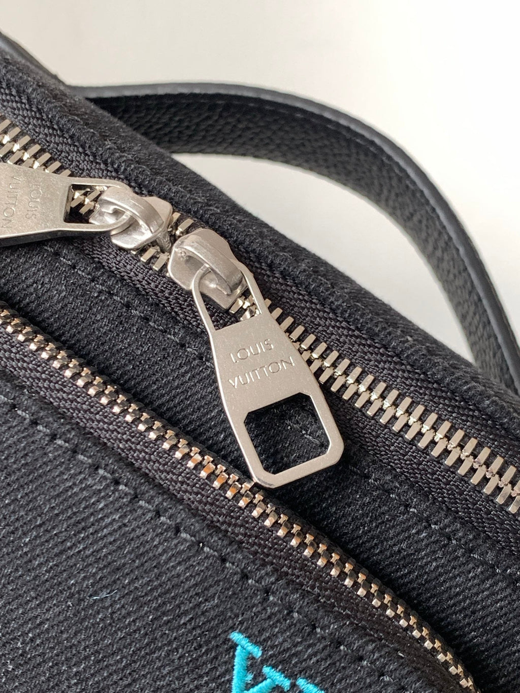LV M13961 Rush Bumbag Black LV Blason Denim & Cowhide