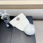 BEANIE HAT IN WHITE WOOL WITH POM POM 438106