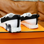 HM BOUNCING SNEAKER BLACK AND WHITE CANVAS