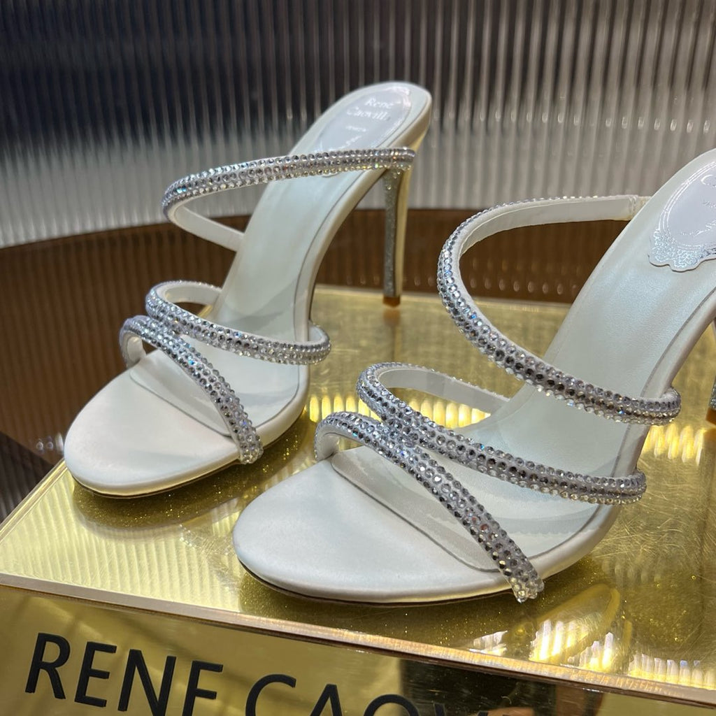 RC 25C Classic Rhinestones Popular Cleo White Sheepskin 174885