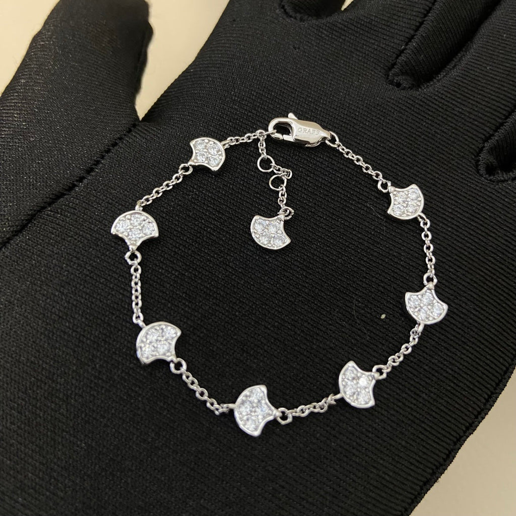 Graff New Full Diamond 8-Fan Shaped Sliver Bracelet