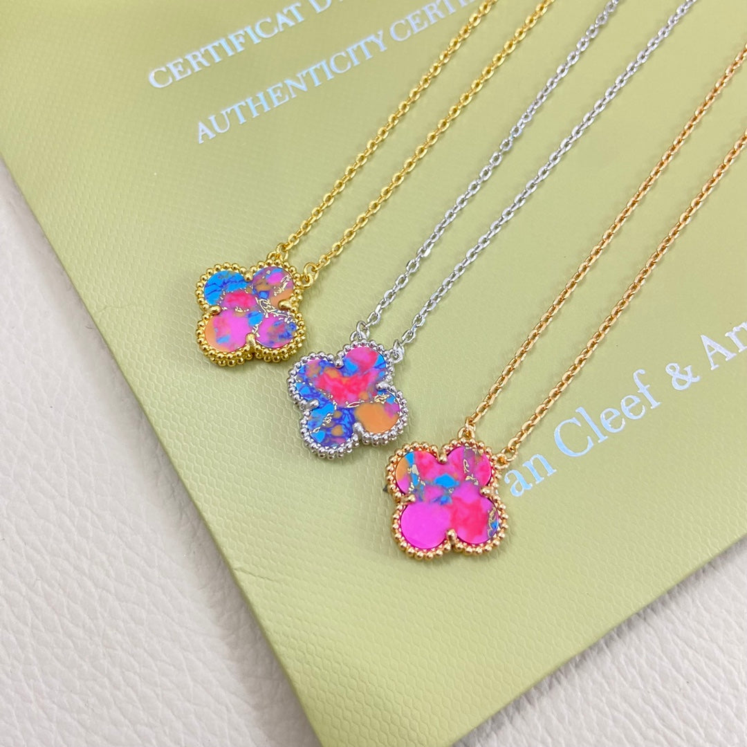 VCA Clover    Pink Mop Necklace