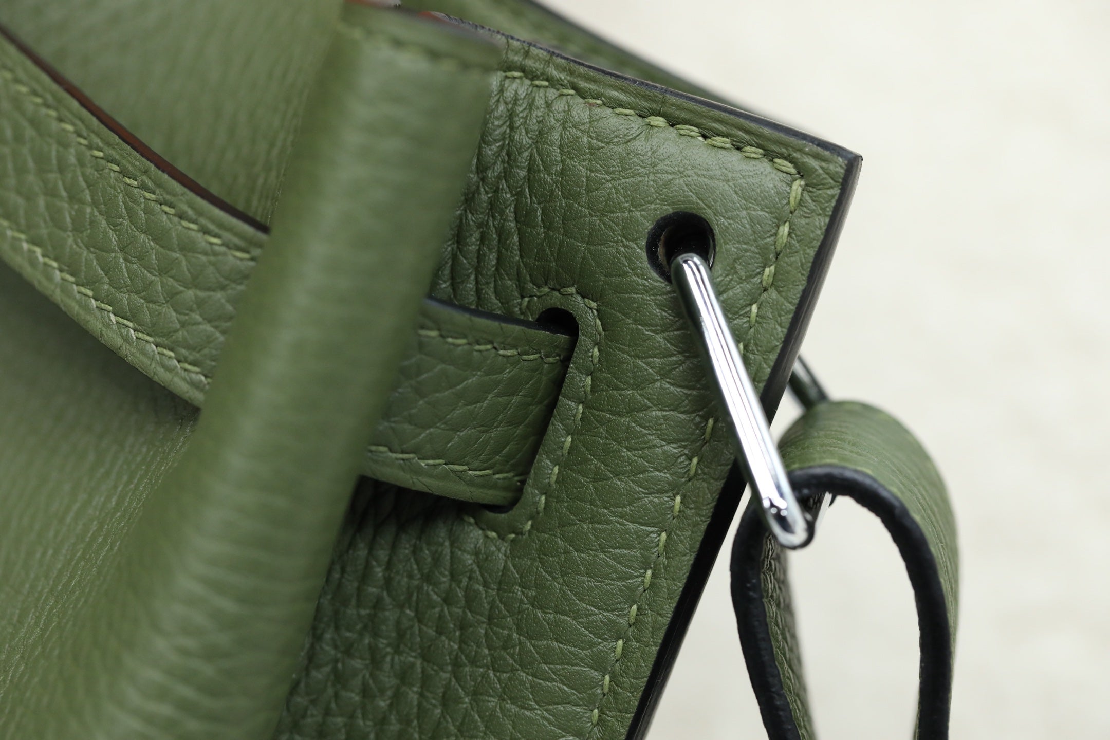 HM So Kelly Shoulder Bag 22cm Green Cowhide 284529