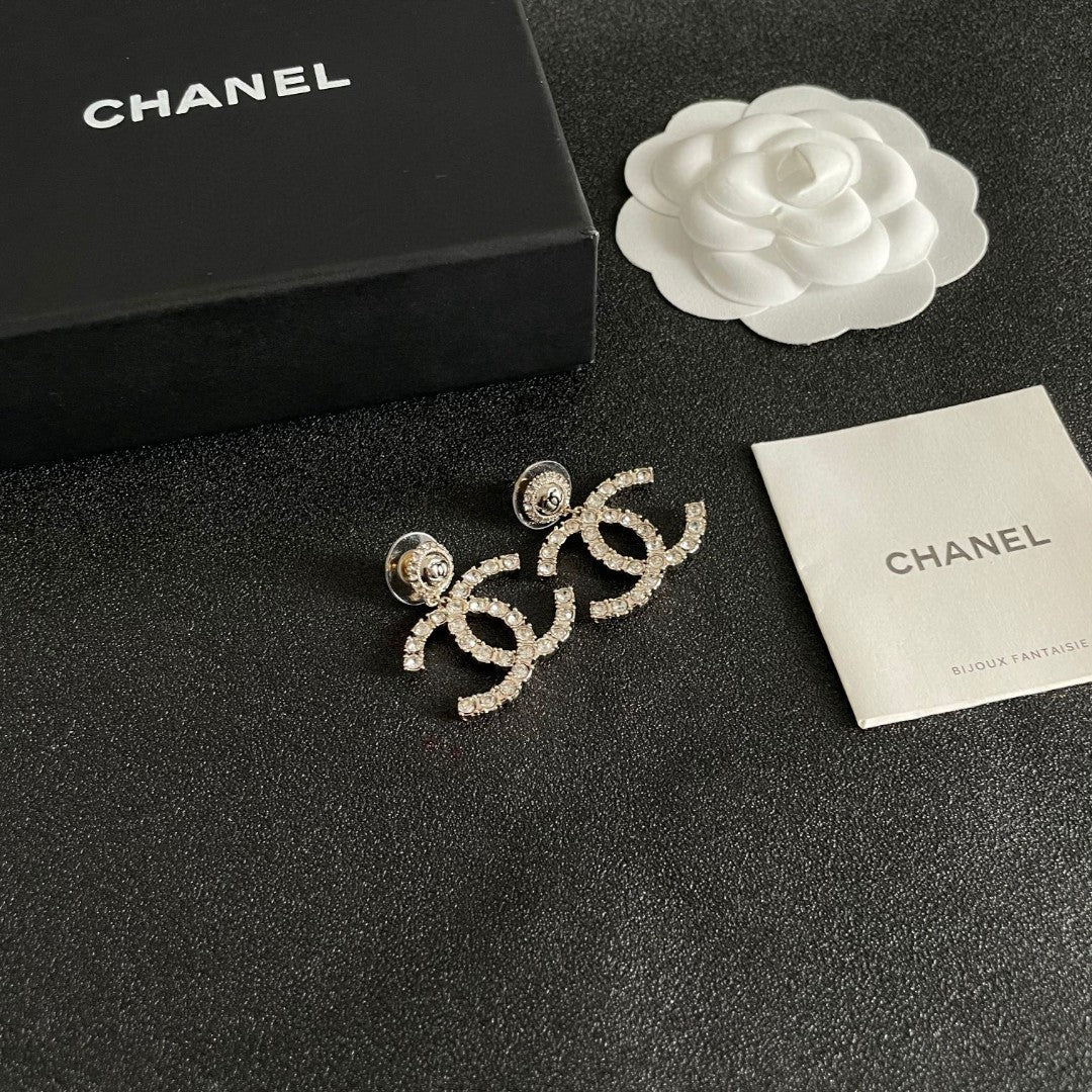 DOUBLE C STUD EARRINGS IN GOLD METAL FULLY EMBELLISHED CRYSTALS