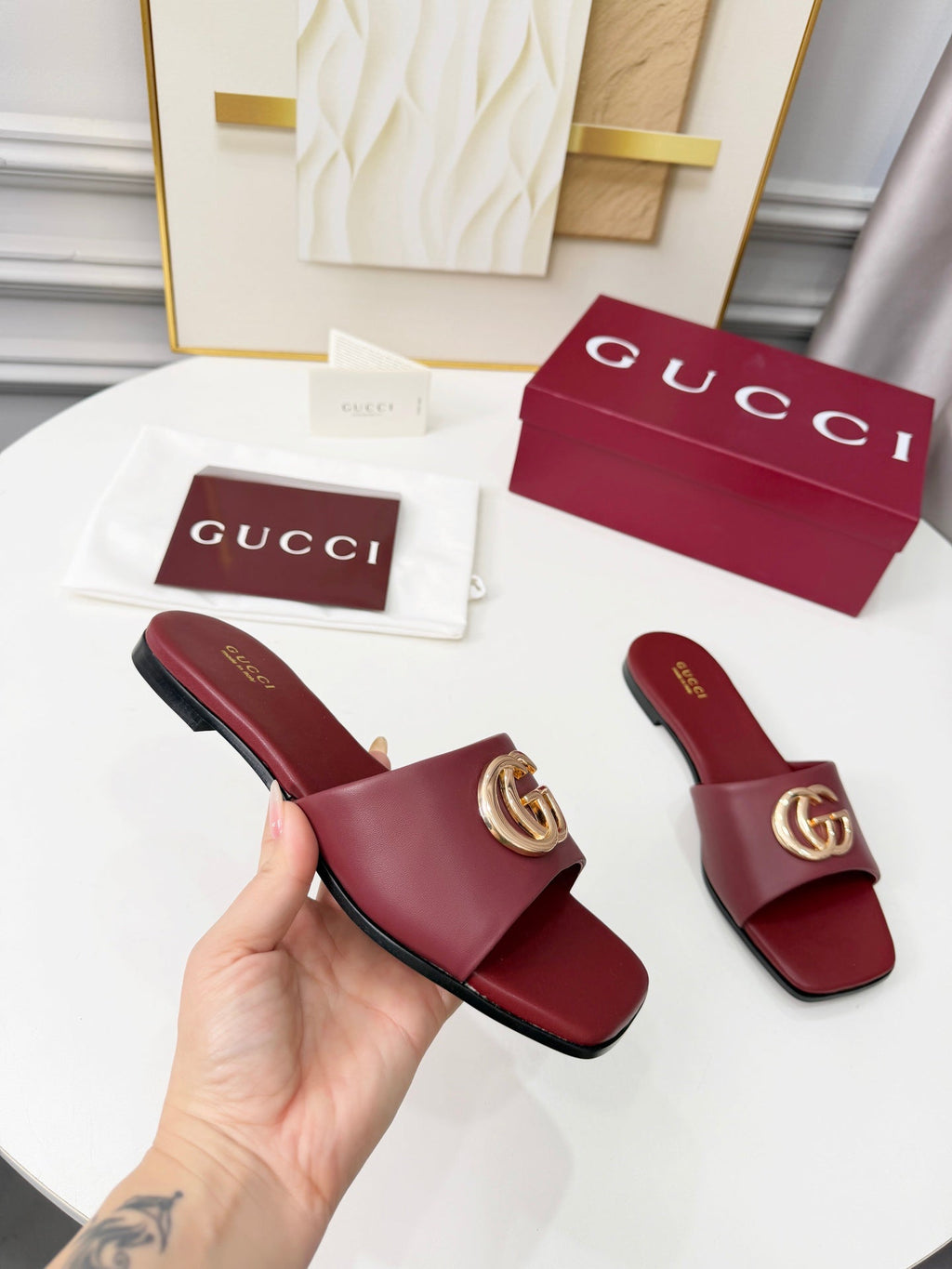 GG 2026 Early Spring Mule Burgundy Sheepskin 688520