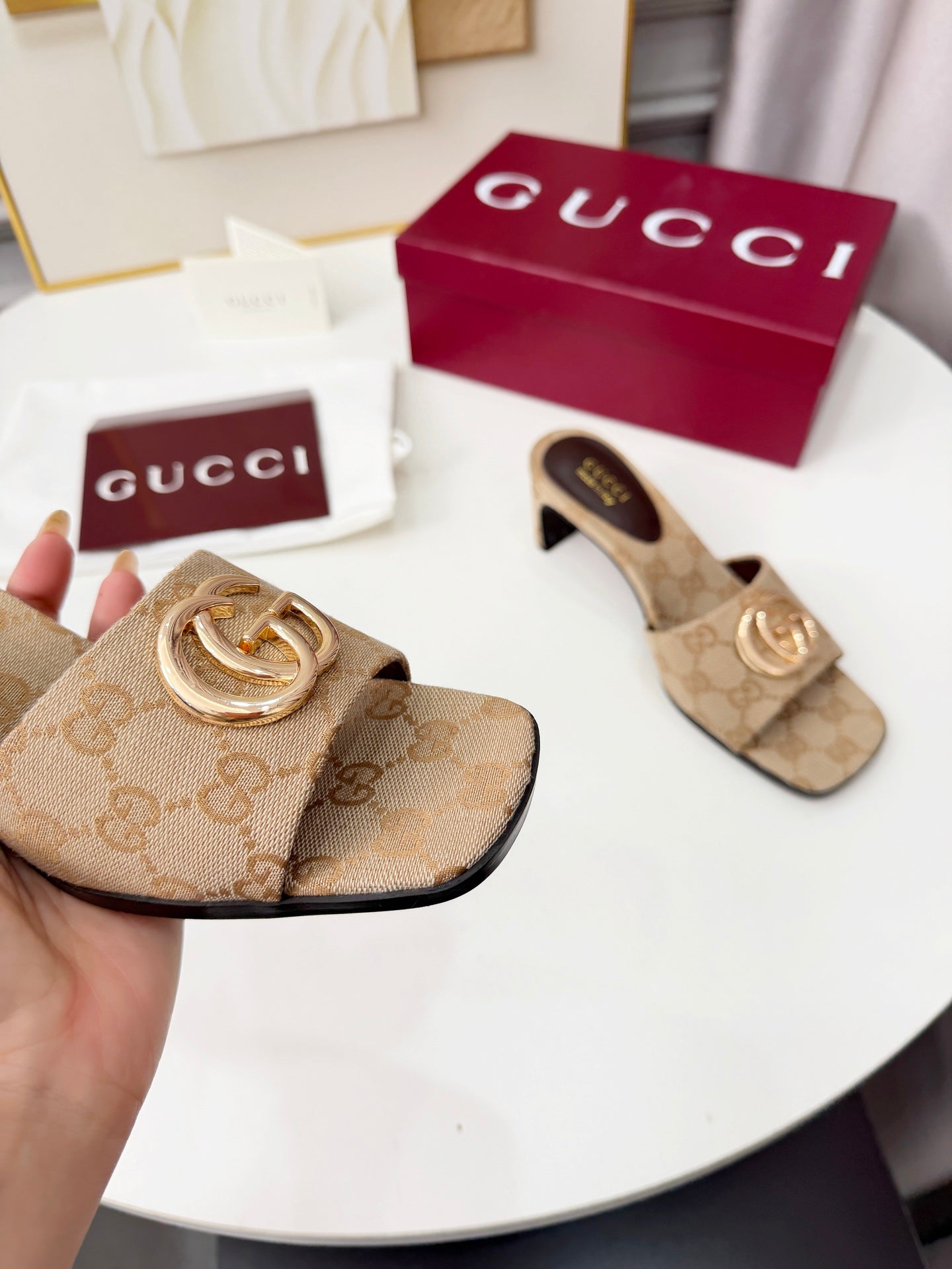 GG 2026 Early Spring Sandals Beige Canvas Sheepskin 688526