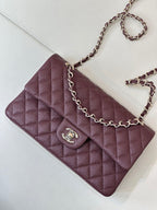CLASSIC FLAP 25CM BURGUNDY CAVIAR LIGHT GOLD HARDWARE