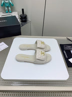 CC Slippers In White Quilted Lambskin 148961