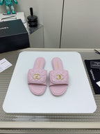 CC Slippers In Light Pink Quilted Lambskin 148965