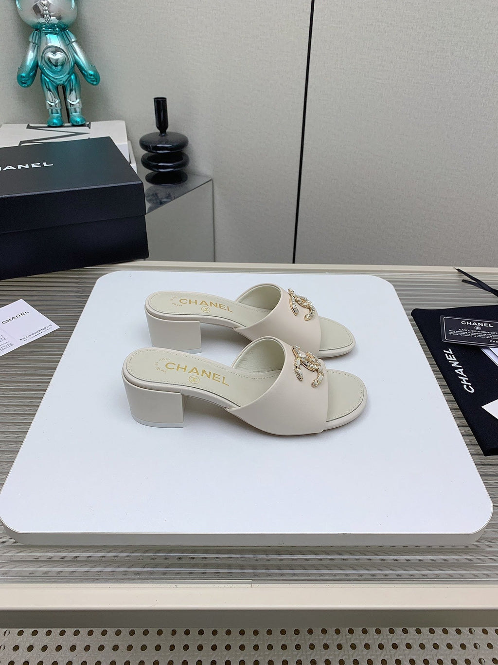 CC Mule Sandals 50m In White Lambskin 148978