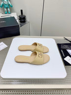 CC Slippers In Beige Lambskin 148995