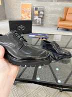PRA LACE-UP SHOES IN GLOSSY BLACK CALFSKIN