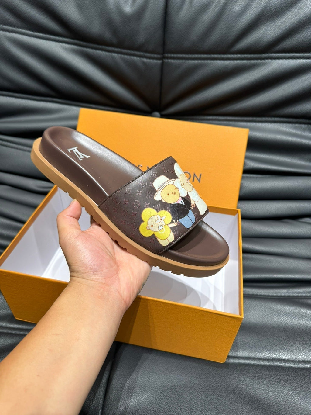 LV SLIPPERS IN CHOCOLATE BROWN MONOGRAM CALFSKIN