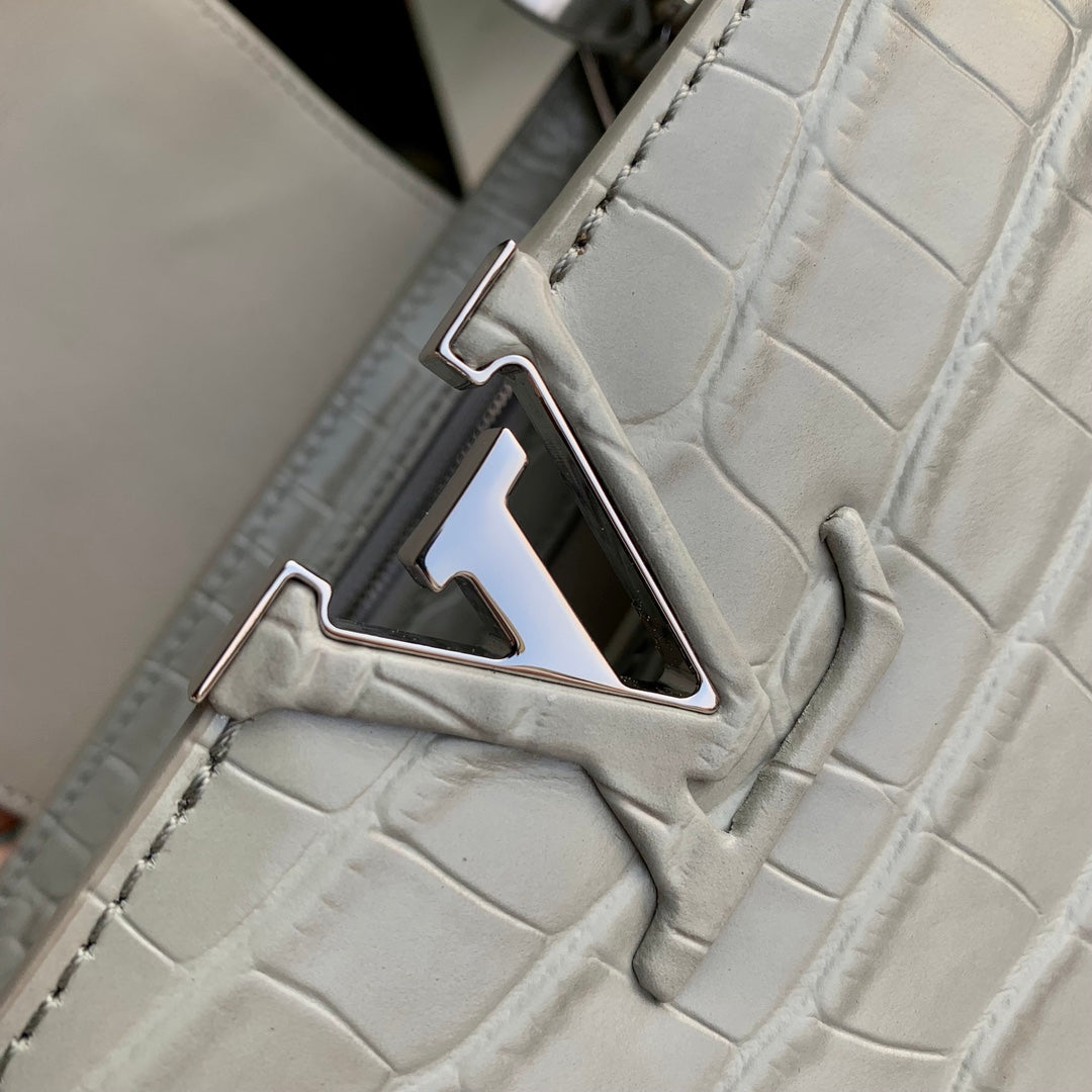 CAPUCINES BB 27 GREY TAURILLON SILVER HARDWARE