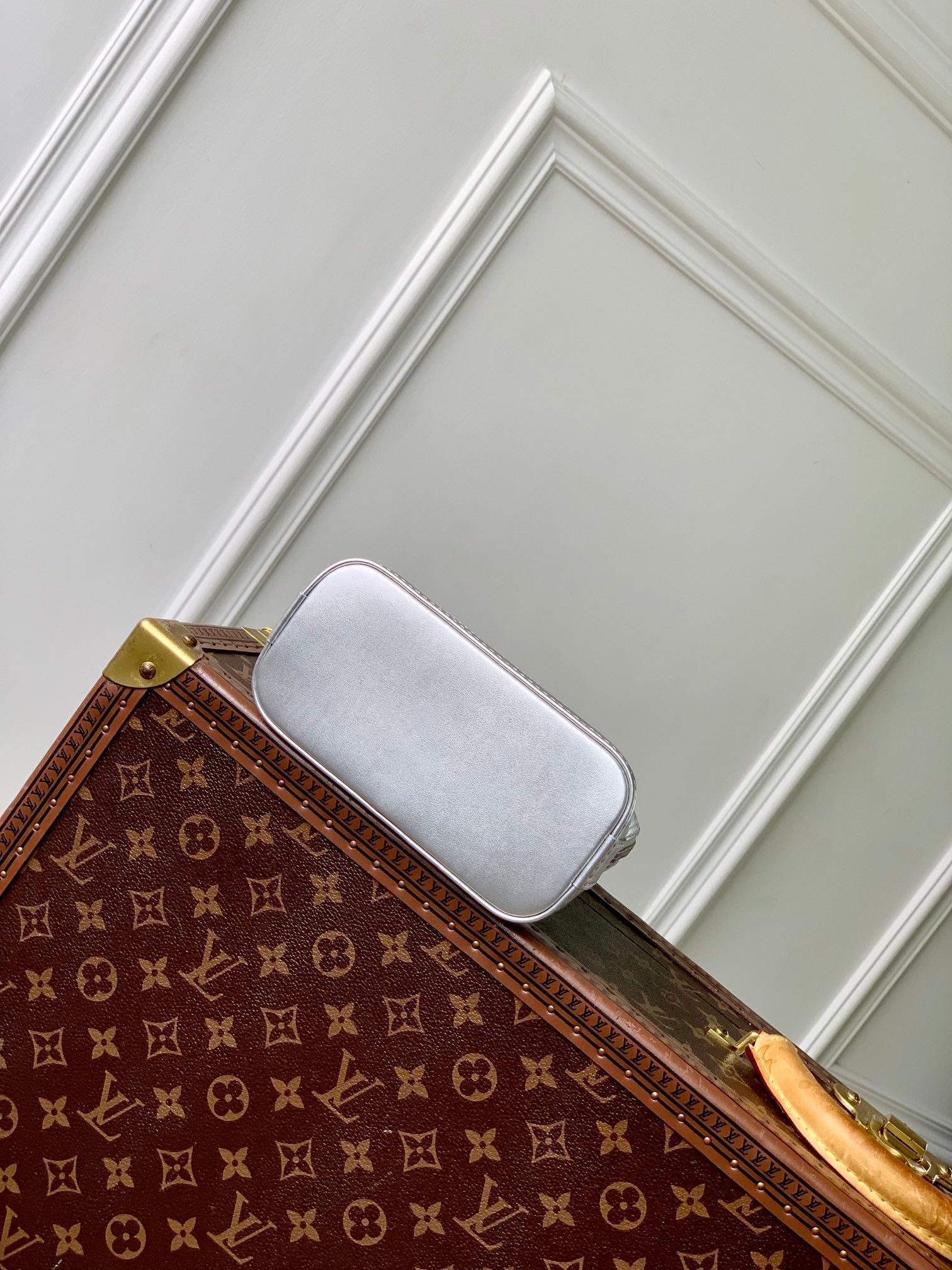 Lv Nano Alma 18 Silver Epi Leather