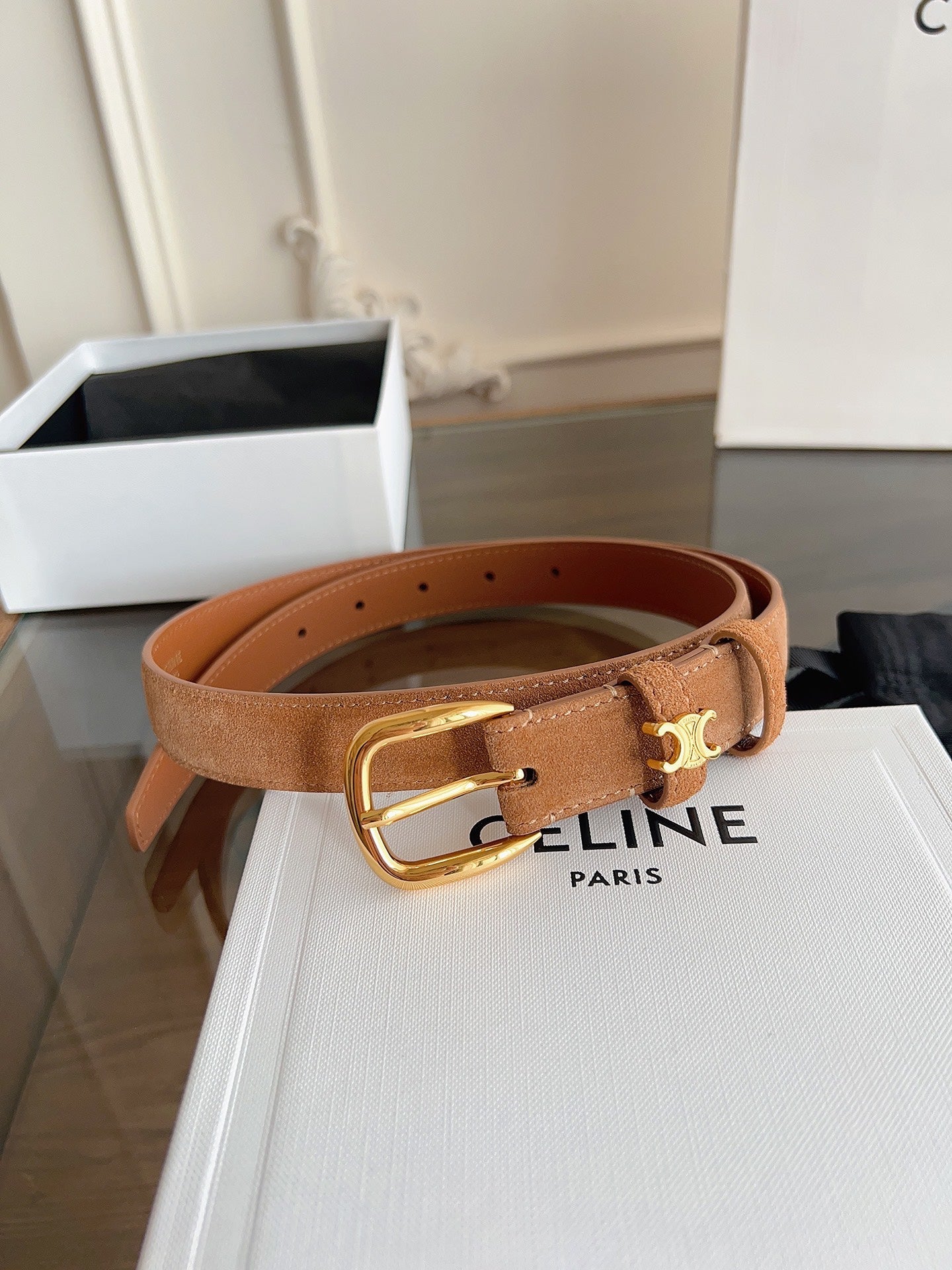 CL Gold 25mm Triomphe Metal Ring Tan Suede 616257