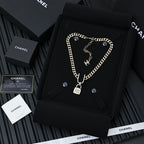 PADLOCK NECKLACE WITH DOUBLE C LOGO IN GOLD METAL