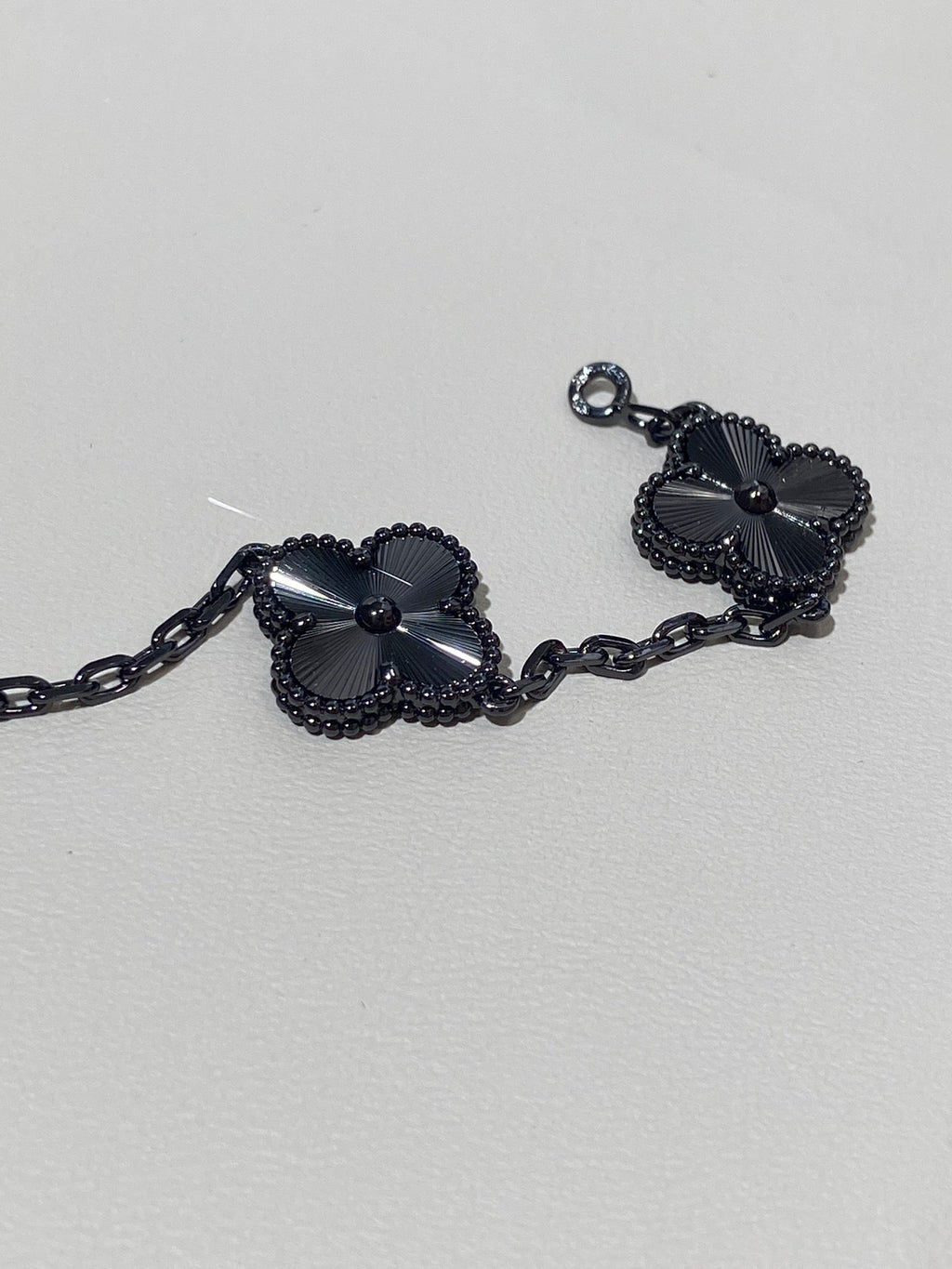VCA Clover    Black 5 Motifs Black Bracelet