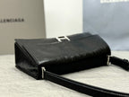 CRUSH SHOULDER BAG 25 IN BLACK CRUSHED CALFSKIN LEATHER STRAP SILVER HARDWARE