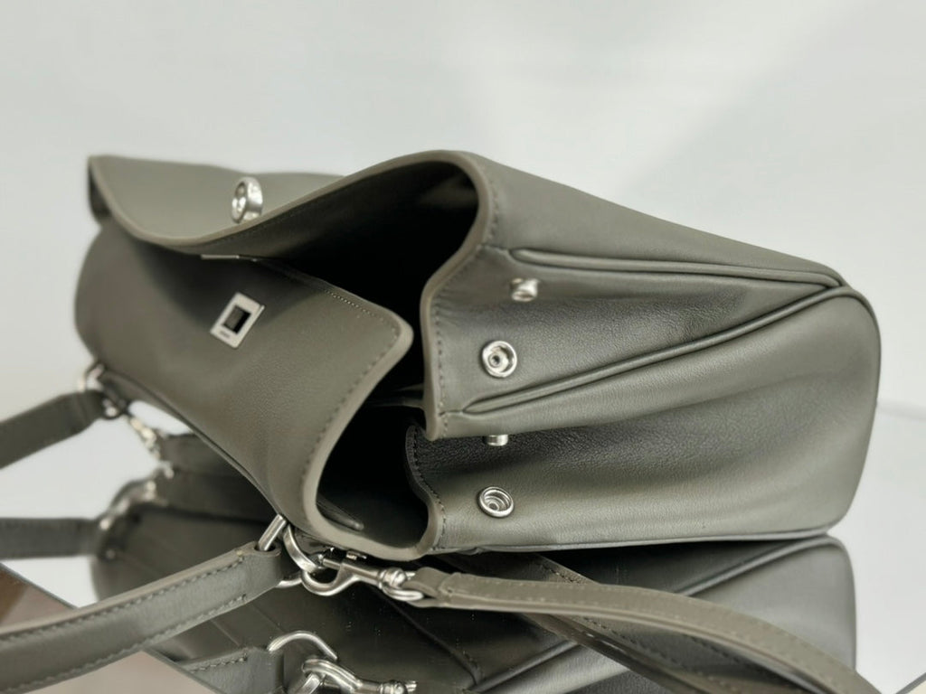 RODEO SMALL BAG 29 IN KHAKI GREEN SMOOTH CALFSKIN SILVER HARDWARE