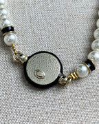 CLASSIC CC PEARL CHAIN WITH    PEARLS BLACK RESIN