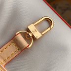 Lv Neverfull MM Beige Leather White Monogram jacquard fabric