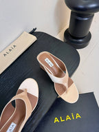 Alaia 25 Cube Thong Mules Nude Satin Sheepskin 297037