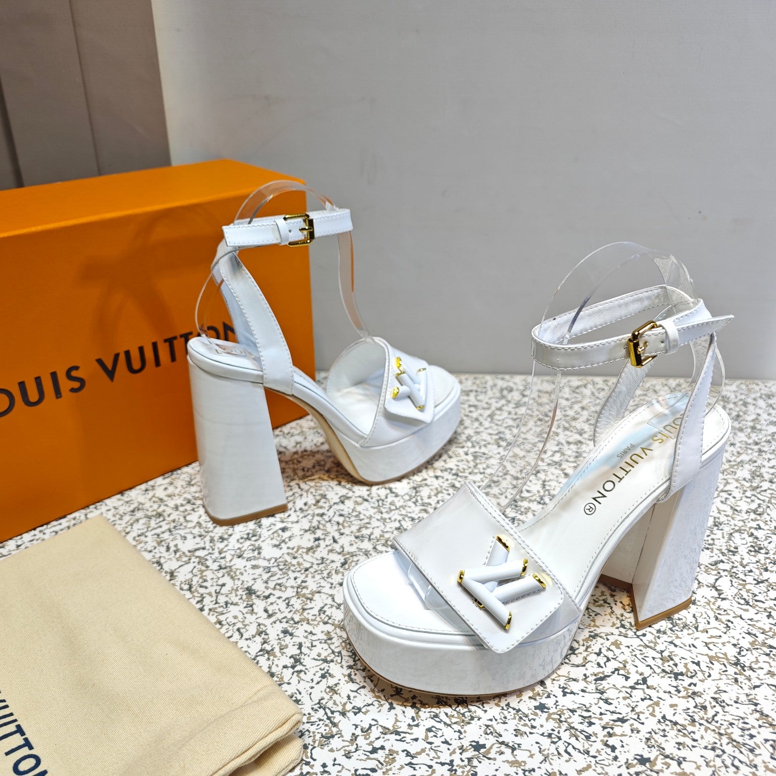 LV Shake Platform Sandal 110mm White Patent calf leather 456143