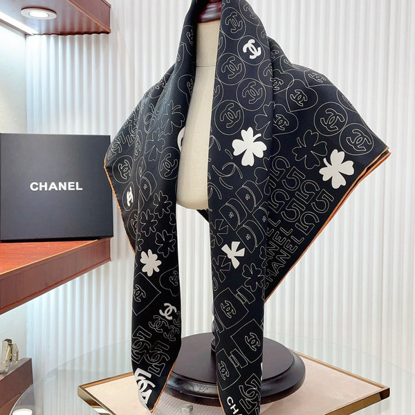 CC Square Scarf 90 CM In Black Mix White Cashmere Silk 316268