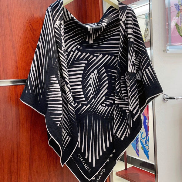 CC Square Scarf 140 CM In Black White Cashmere Mix Silk 382617