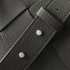 BV 25S DIAGO HOBO 39 IN VERY DEEP OLIVE GRAIN COWHIDE