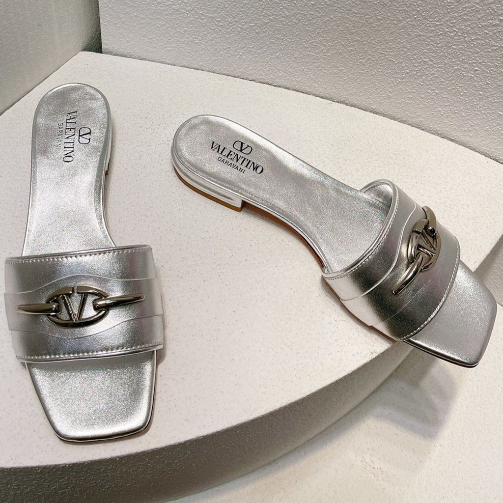 VT Moon Slides in Leather Silver Cowhide 292863