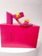 VT One Stud Leather Sandals Fuchsia Pink Cowhide 292754