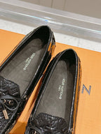 LV Gloria Loafer Black Embossed Patent Calfskin 480737
