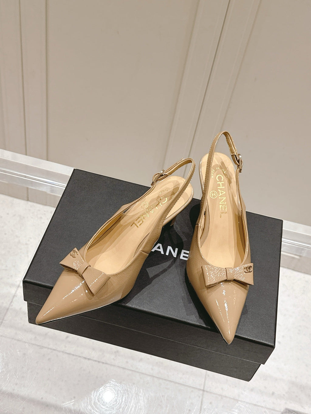 Chanel 25A Slingback Nude Patent Calfskin 393071