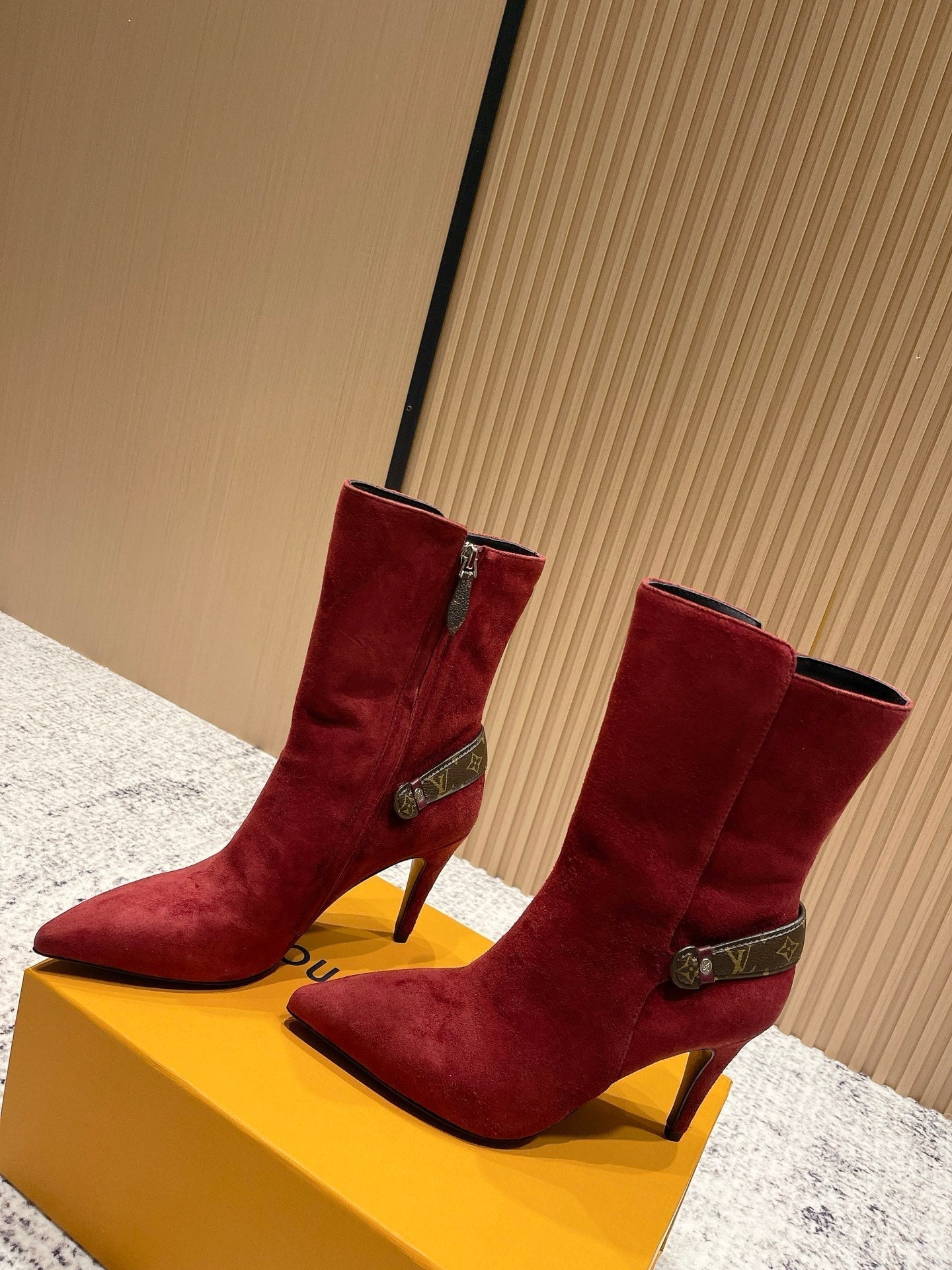 LV Legacy Ankle Boot 80mm Red Suede 480588