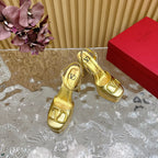 VT Signature 115mm Patent Leather Platform Pumps Gold Calfskin 286470