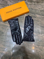 LV GLOVES IN BLACK LAMBSKIN 463843