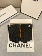 FINGERLESS GLOVES IN BLACK SHEEPSKIN 463845