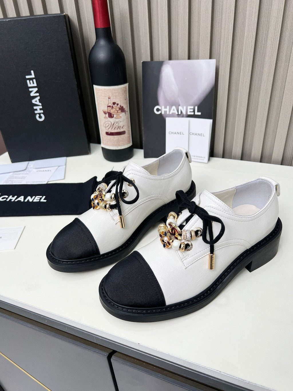 CC Shoe Oxford 50mm In White Black Calfskin And Lycra Fabric 944546