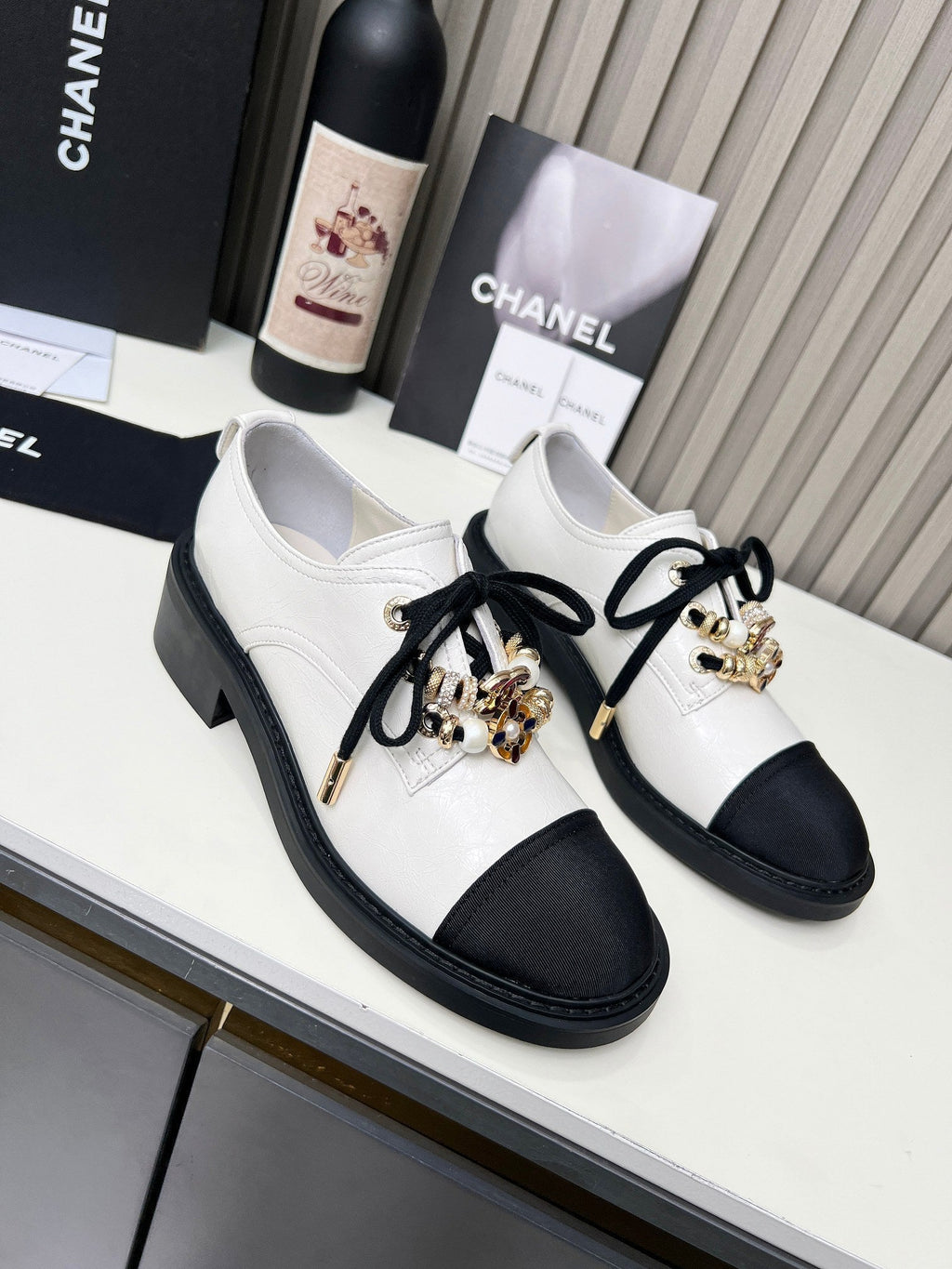 CC Shoe Oxford 50mm In White Black Calfskin And Lycra Fabric 944546
