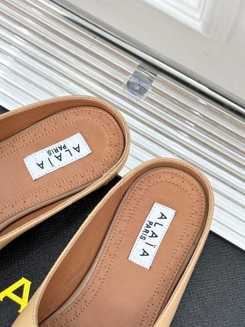 Alaia Slipper Light Apricot Calfskin 293192