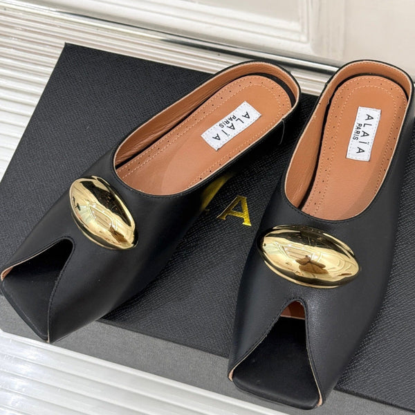 Alaia Slipper With Gold Hardware Black Calfskin 293201
