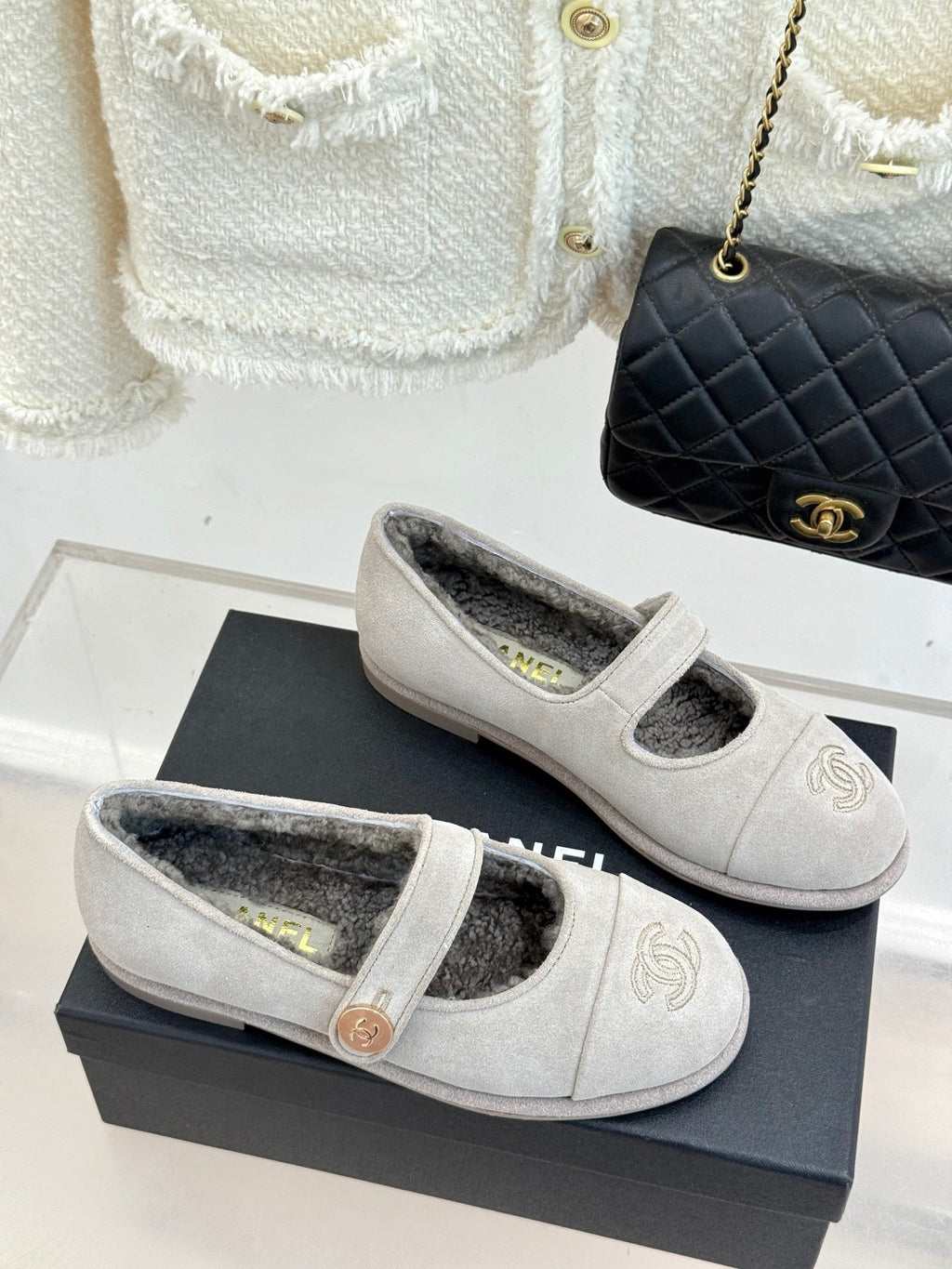 CC 25A Mary Janes Grey Suede And Lambswool 404663