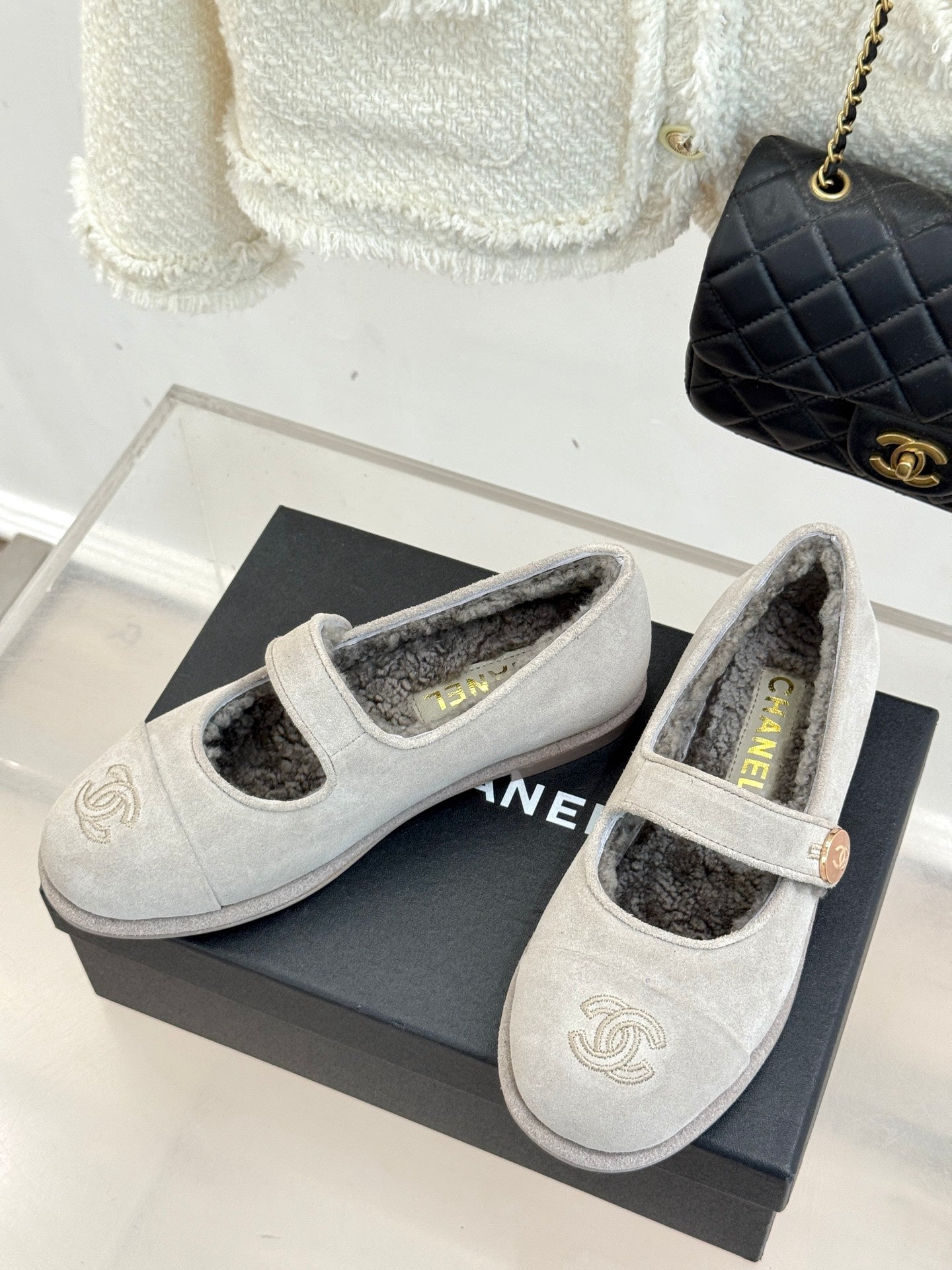 CC 25A Mary Janes Grey Suede And Lambswool 404663