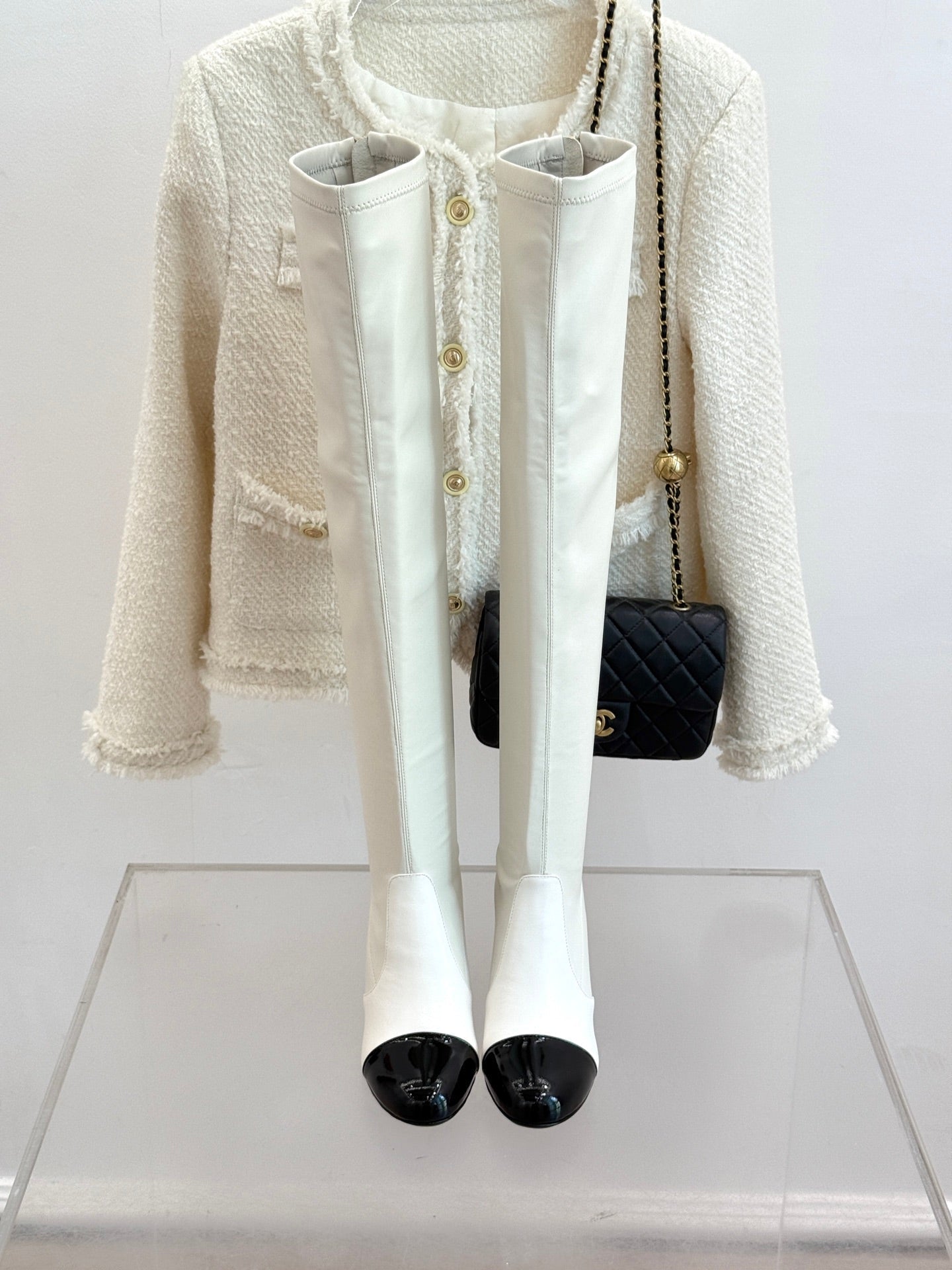 Chanel 25 Double C Giant Pearl Heel Long Boot White Black Sheepskin 465412