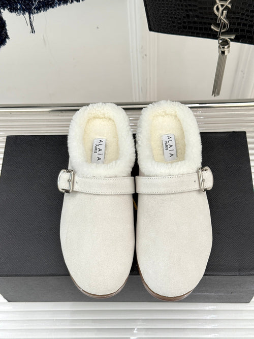 Alaia 25WF slippers belt buckle white suede wool 472228